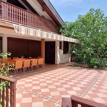 Apartman Vila Una Royal Villa